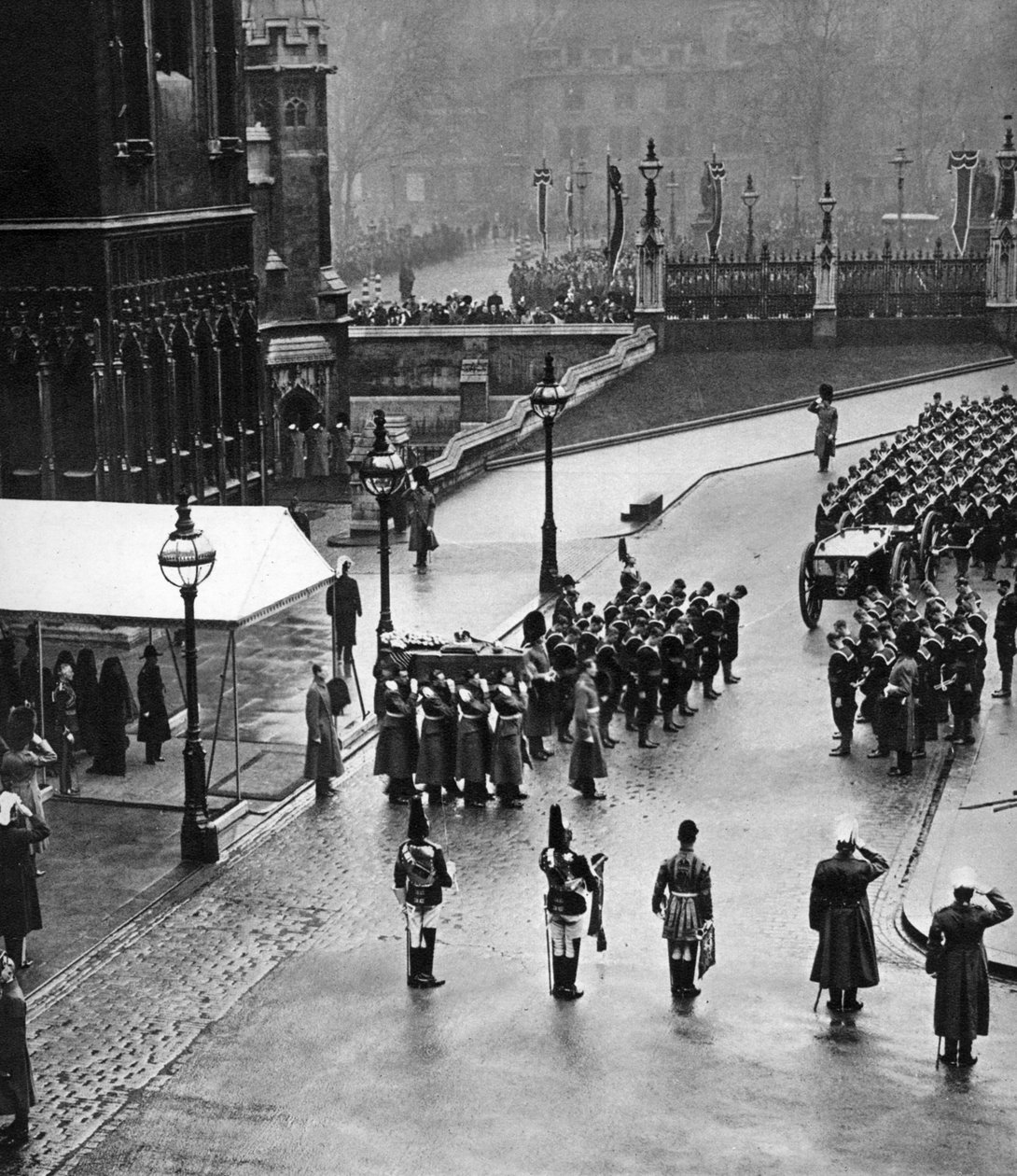 King George Vs begravningståg bildades i Westminster Hall, London, 1936 av Unbekannt