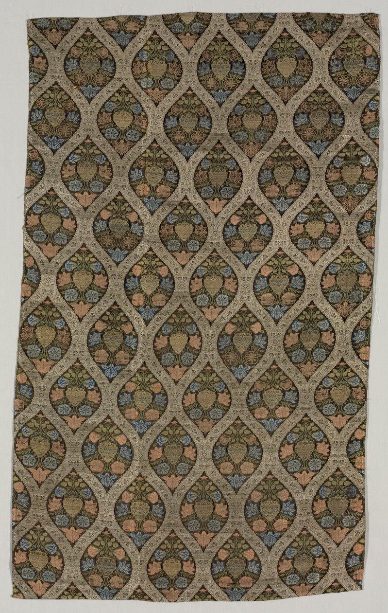 Lampas fragment med blommor i ogival galler, 1600-tal. av Unbekannt