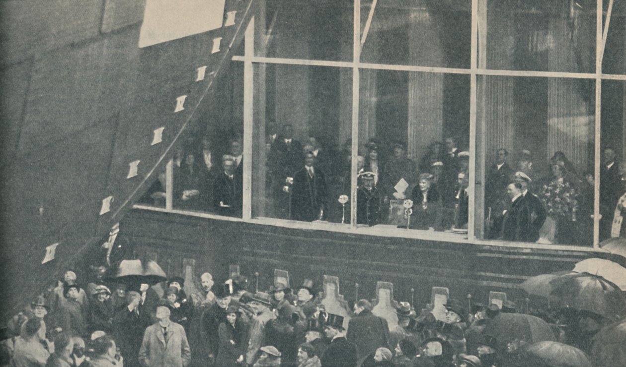 Lansering av gigantiskt nytt brittiskt linjefartyg RMS Queen Mary, 26 september 1934, 1936 av Unbekannt