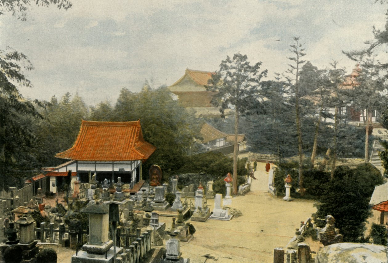 Le Cimetiere Kurodani a Kioto, Tombes Sculptees, Gravstenar på Kurodani-kyrkogården, Kyoto, 1900. av Unbekannt