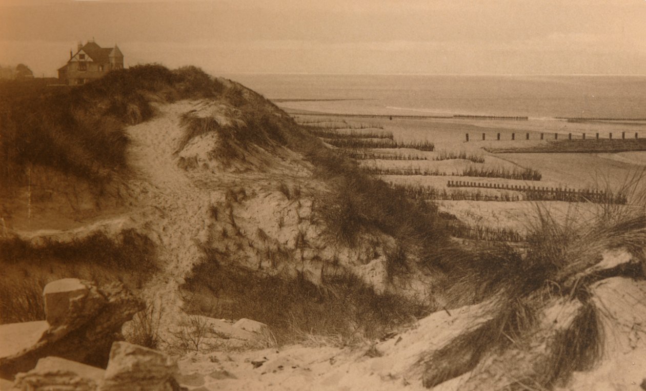 Le Dunes et la Plage, sanddyner och strand, c1900. av Unbekannt