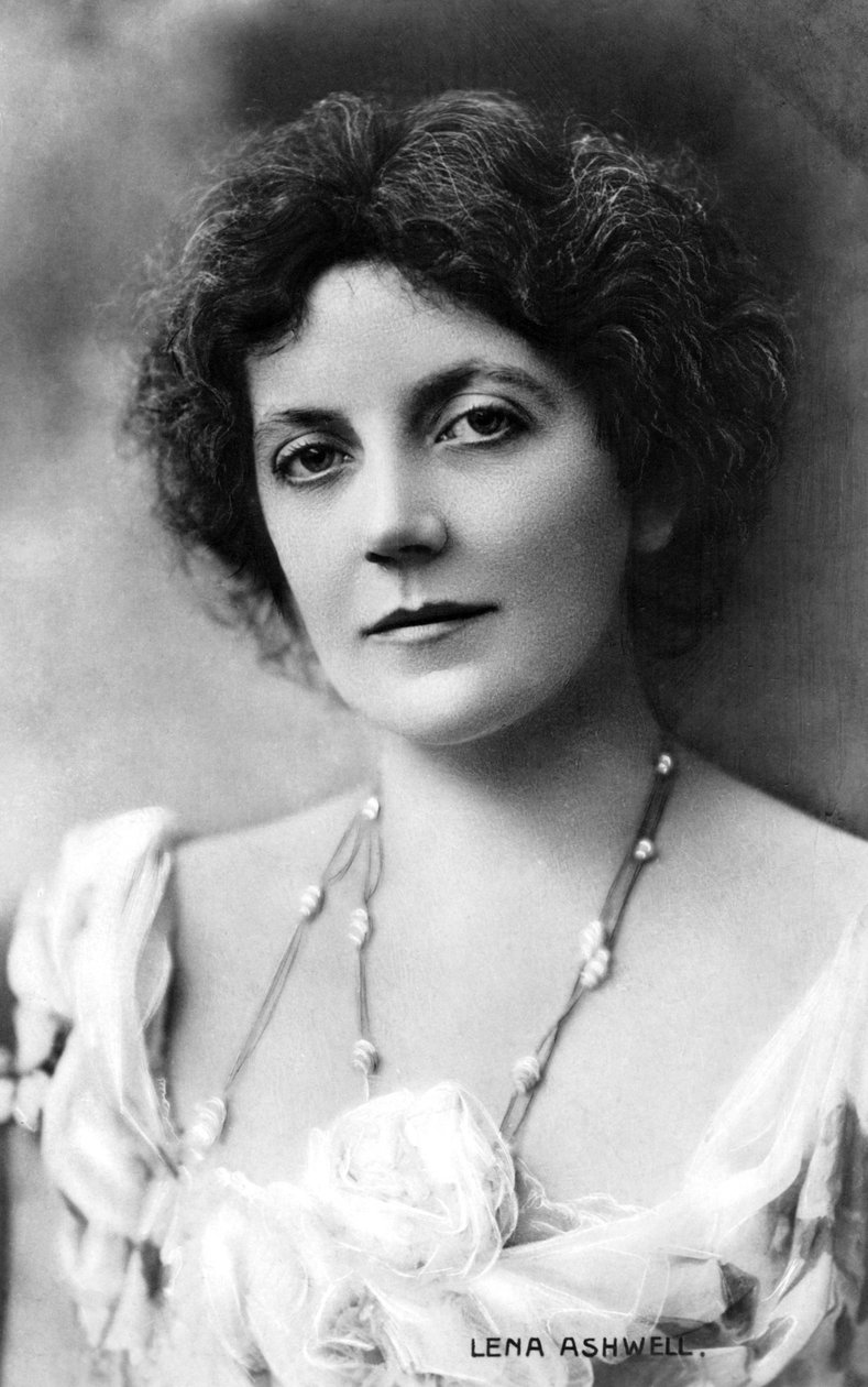 Lena Ashwell 1862-1957, brittisk skådespelerska, tidigt 1900-tal av Unbekannt