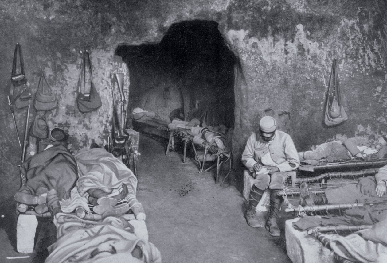 Boende i en fransk grotta, första världskriget, 1915 av Unbekannt