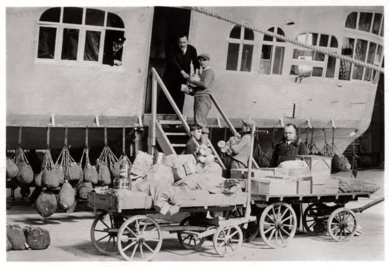 Lastningsförråd, Zeppelin LZ 127 Graf Zeppelin, 1933 av Unbekannt