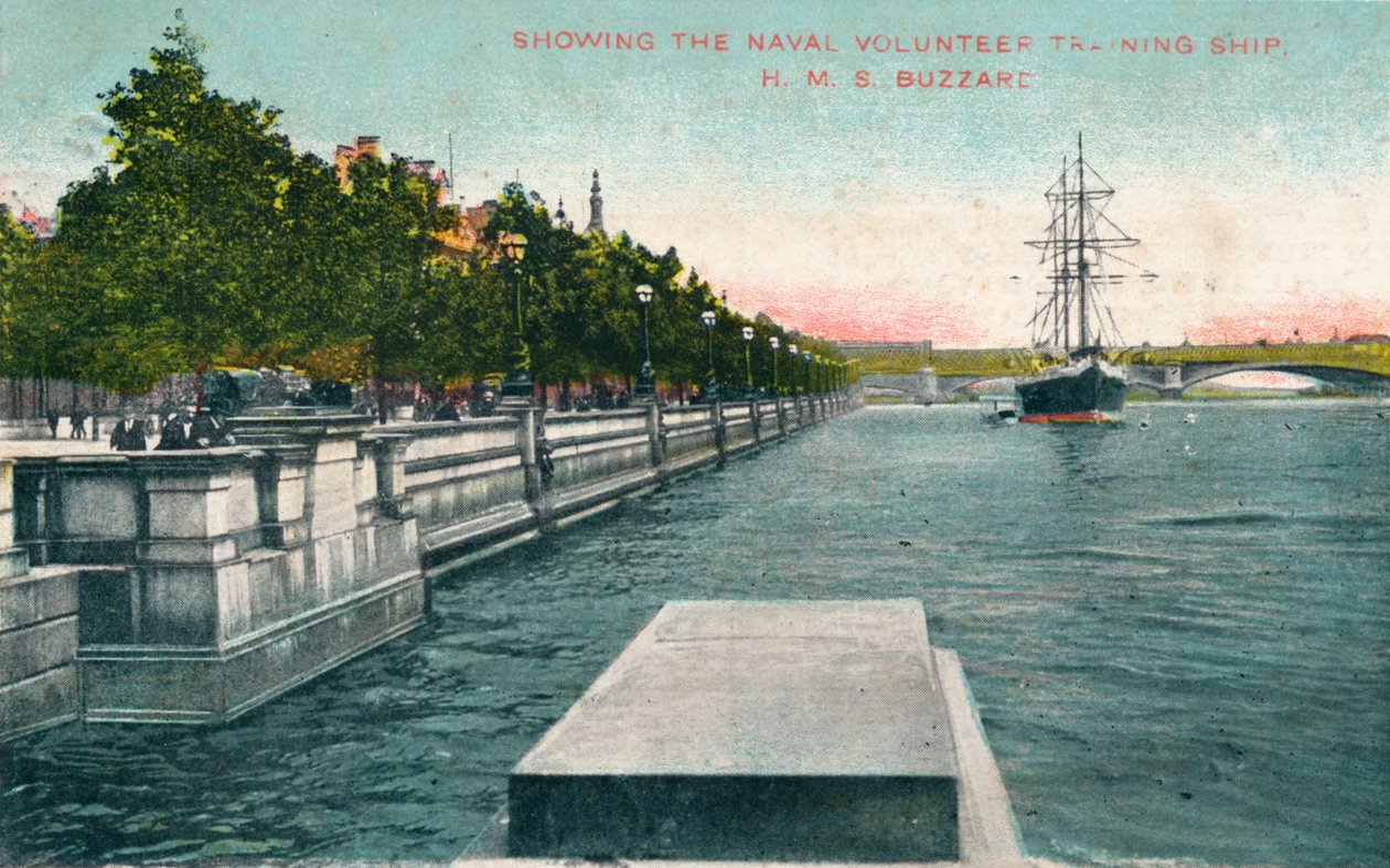 London, Thames Embankment - Visar Naval Volunteer Training Ship, H.M.S. Ormvråk, 1907 av Unbekannt