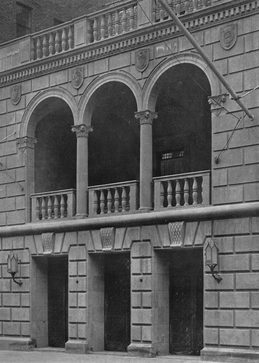 Huvudentrén till Fraternity Clubs Building, New York City, 1924 av Unbekannt