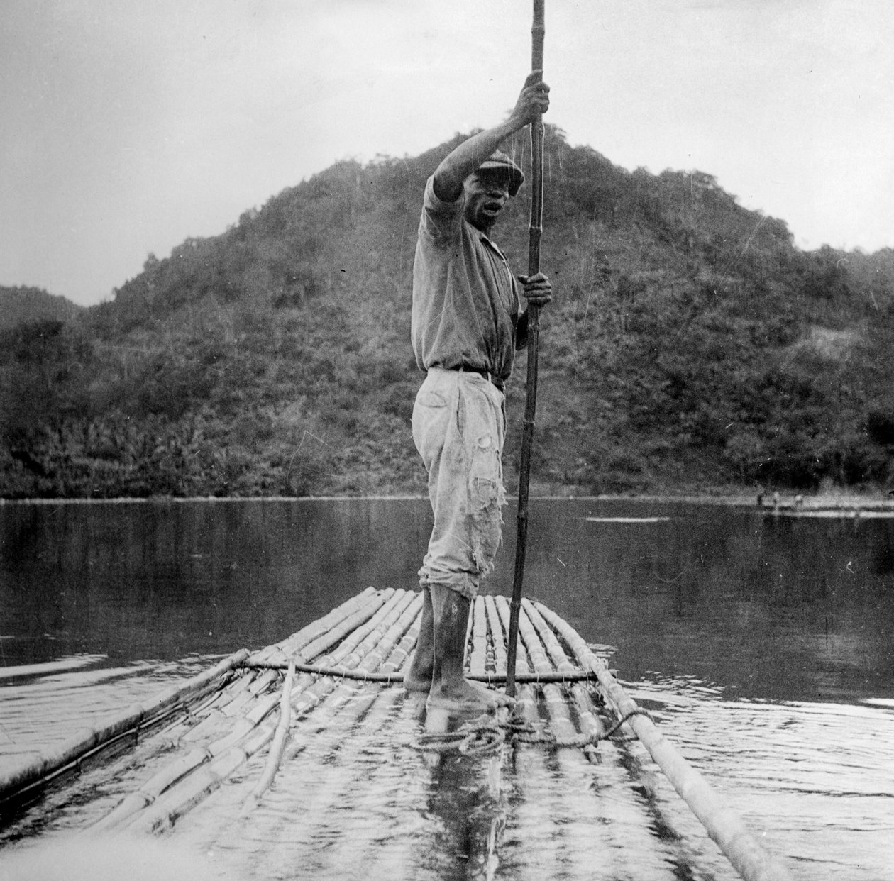 Man på en flotte, Kingston, Jamaica, 1931 av Unbekannt
