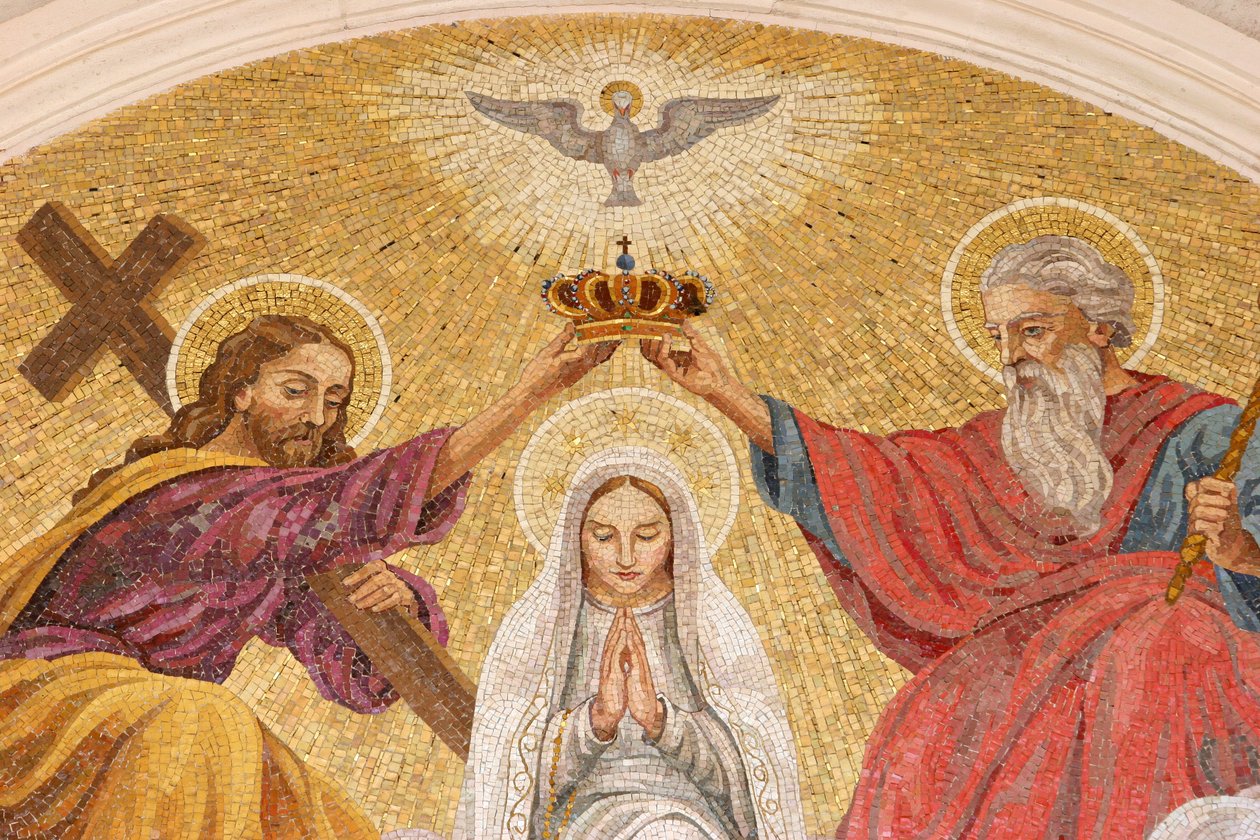 Marias kröning. Basilica of Fatima, Fatima, Portugal av Unbekannt