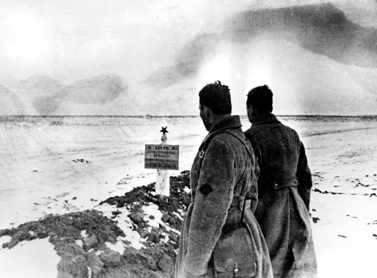 Ryska soldaters massgrav, Stalingradfronten, Ryssland, januari 1943 av Unbekannt