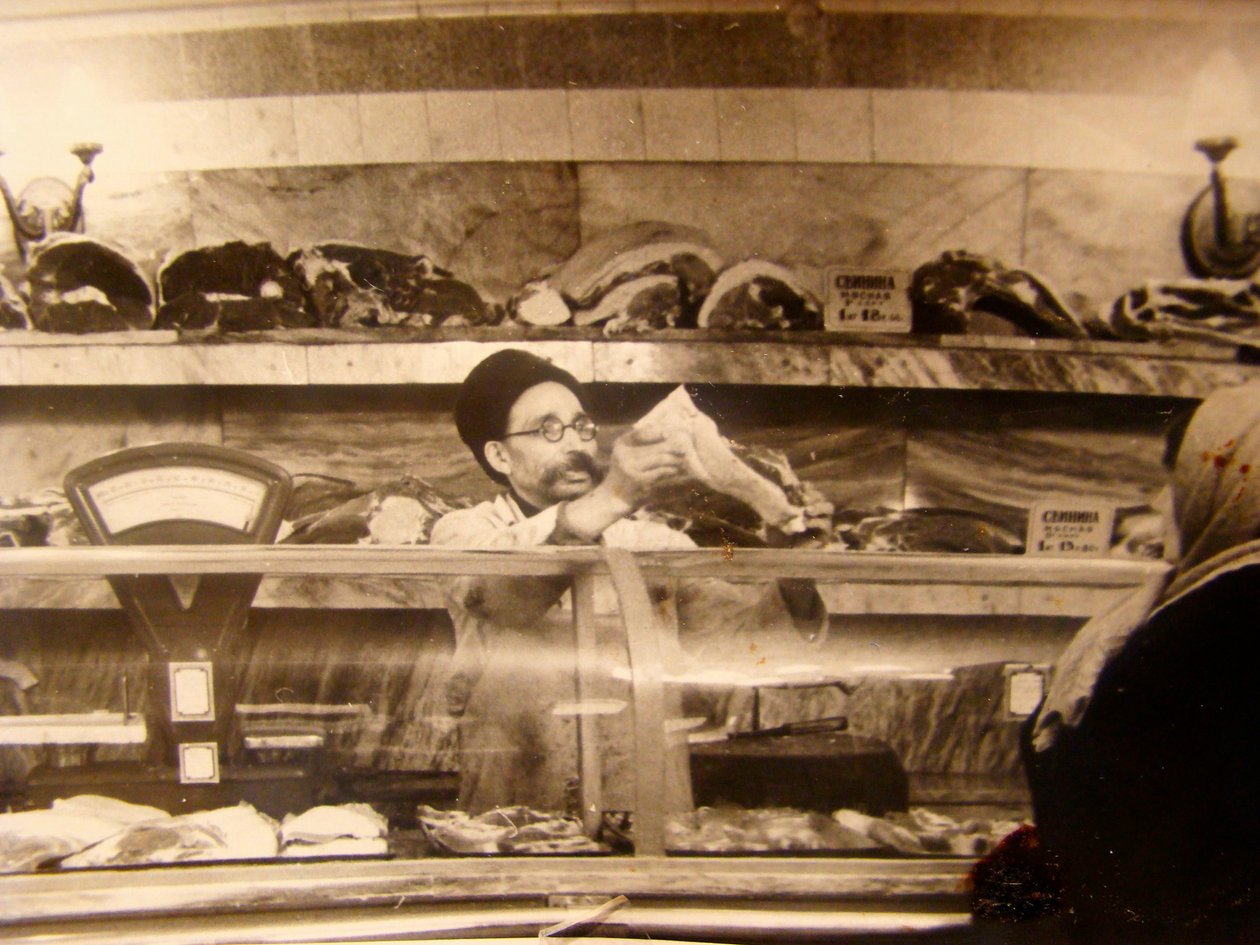 Köttdisk i en sovjetisk mataffär, Sovjetunionen, 1960-talet av Unbekannt