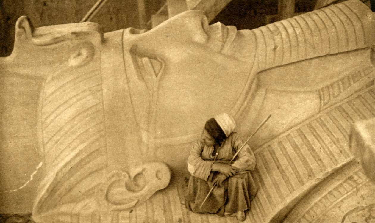 Memphis - Chef för statyn av Rameses II, c1918-c1939. av Unbekannt