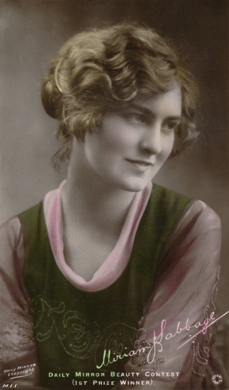 Miriam Babbage, c1880-1950 - Vinnare av 1:a pris i Daily Mirror Beauty Contest, c1930. av Unbekannt