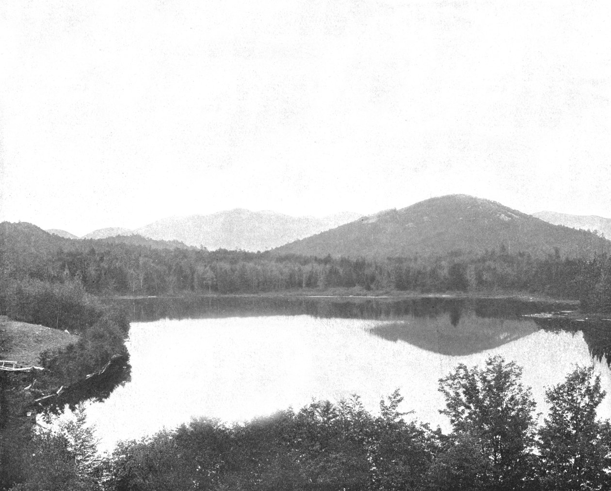 Mirror Lake, Adirondacks, delstaten New York, USA, c1900. av Unbekannt