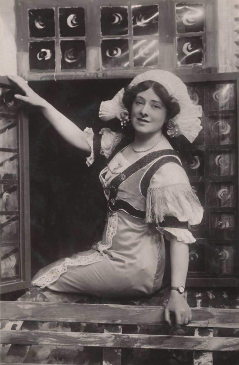 Miss Isabel Jay, 1879-1927, som Christine i Dear Little Denmark., c1909. av Unbekannt