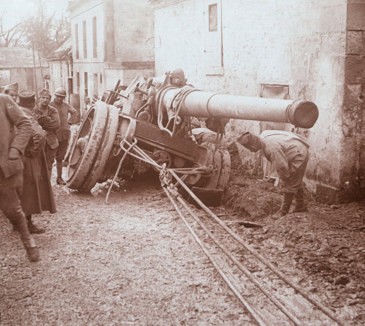 Rörligt tungt artilleri, Genicourt, norra Frankrike, c1914-c1918 av Unbekannt