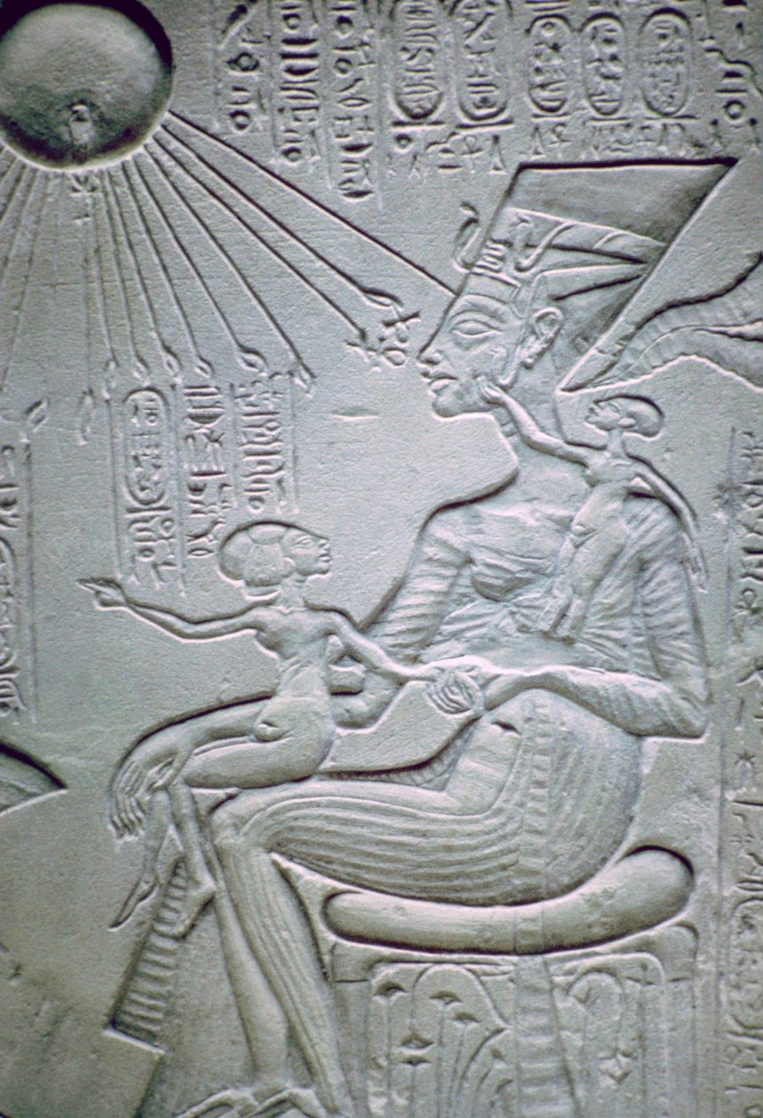 Nefertiti och två av hennes döttrar av Unbekannt