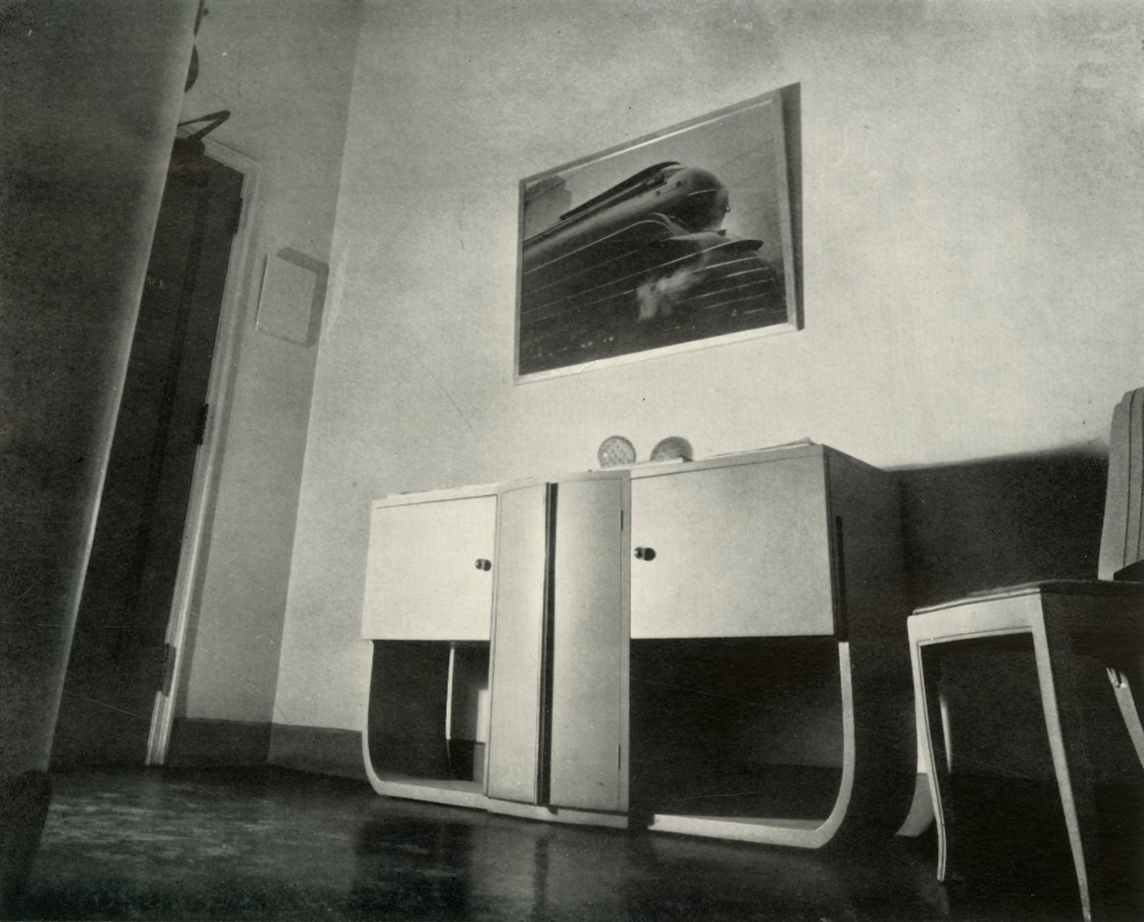New York takvåning av Raymond Loewy, designad av honom själv - Entrélobby, 1937. av Unbekannt