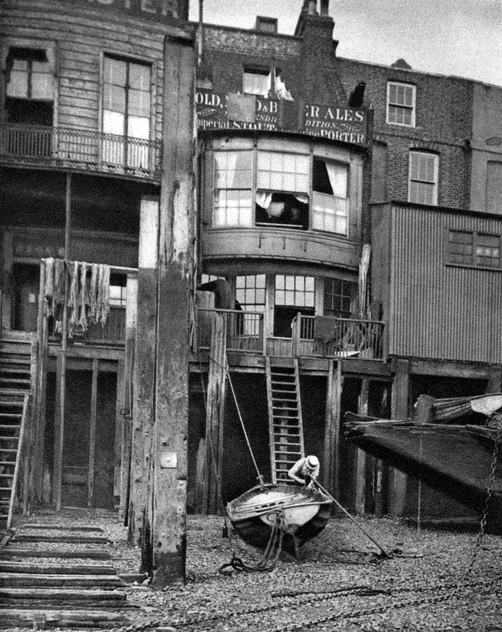 Gammal pub vid Themsen, London, 1926-1927 av Unbekannt
