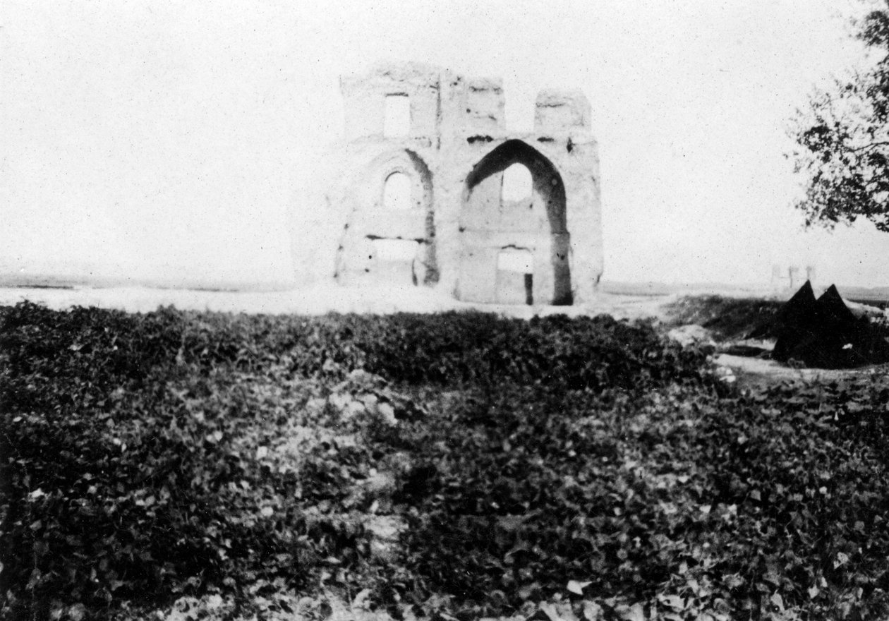 Gammal ruin på stranden av floden Tigris, Mosul, Mesopotamien, 1918 av Unbekannt