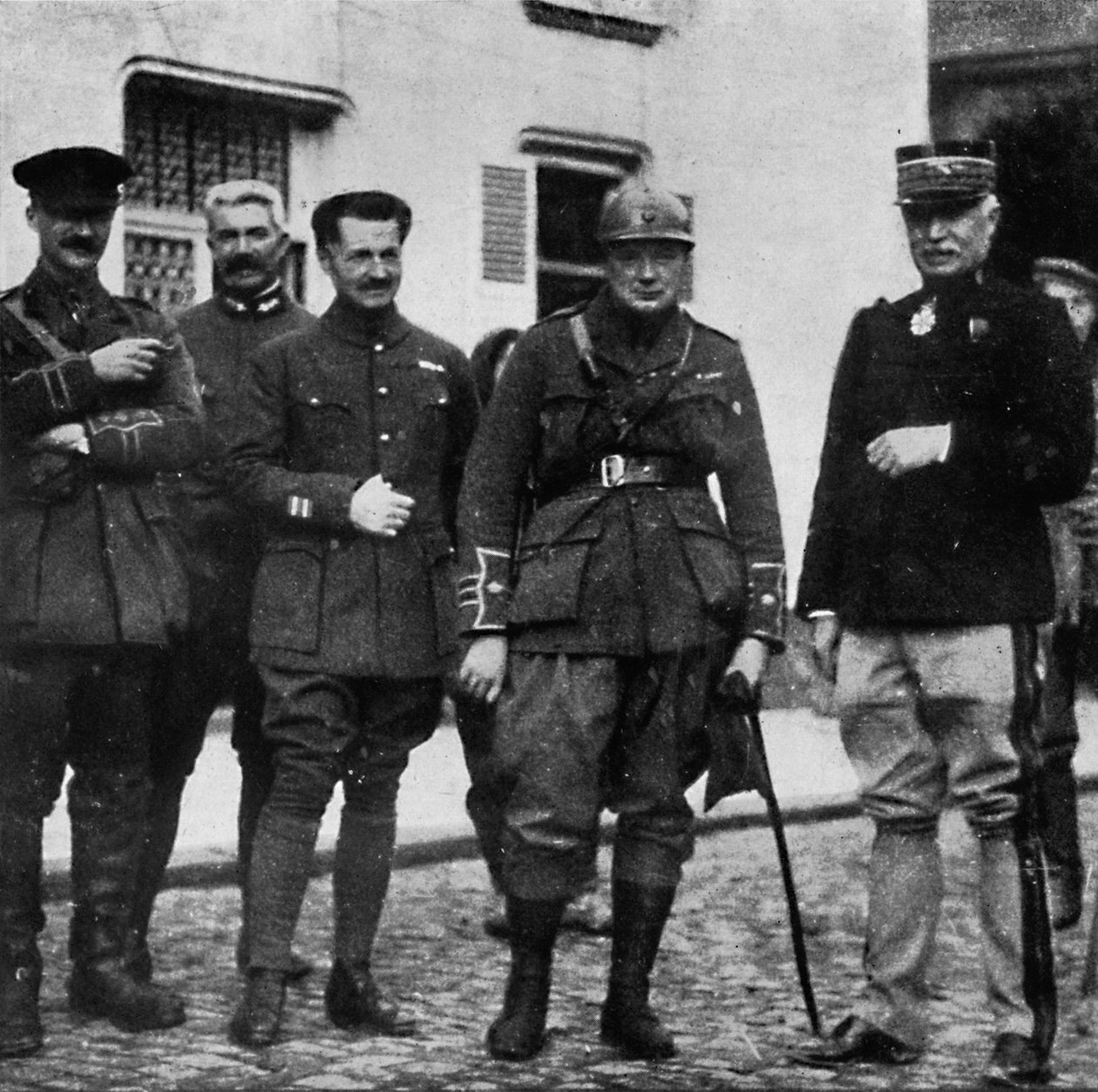 På fronten och efter erfarenhet befäl han 6th Royal Scots Fusiliers, c1916, 1945 av Unbekannt
