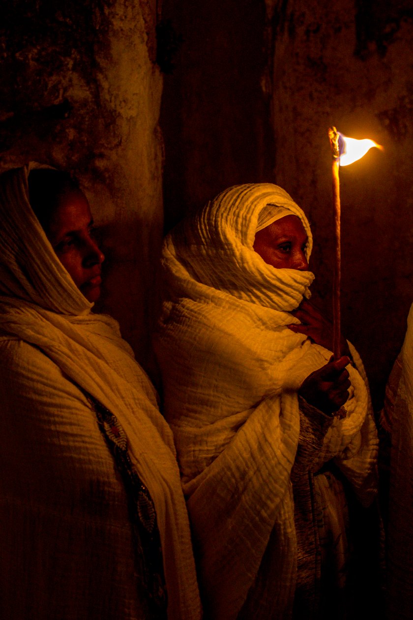 Ortodox påskvaka vid den koptiska delen av den heliga graven, Jerusalem, Israel, 2018 (foto) av Unbekannt