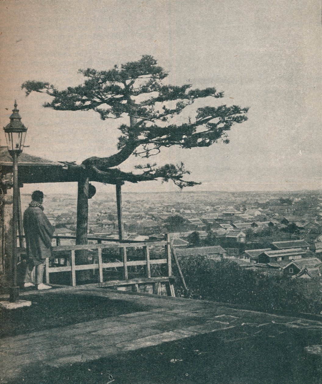 Med utsikt över moderna Tokyo, Japans huvudstad, 1907 av Unbekannt