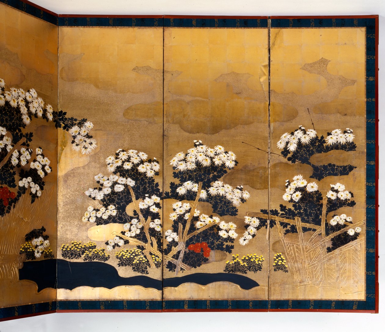 Ett par skärmar med 6 paneler med guldbakgrund, Edo-period, japanska, 1600-1867 av Unbekannt