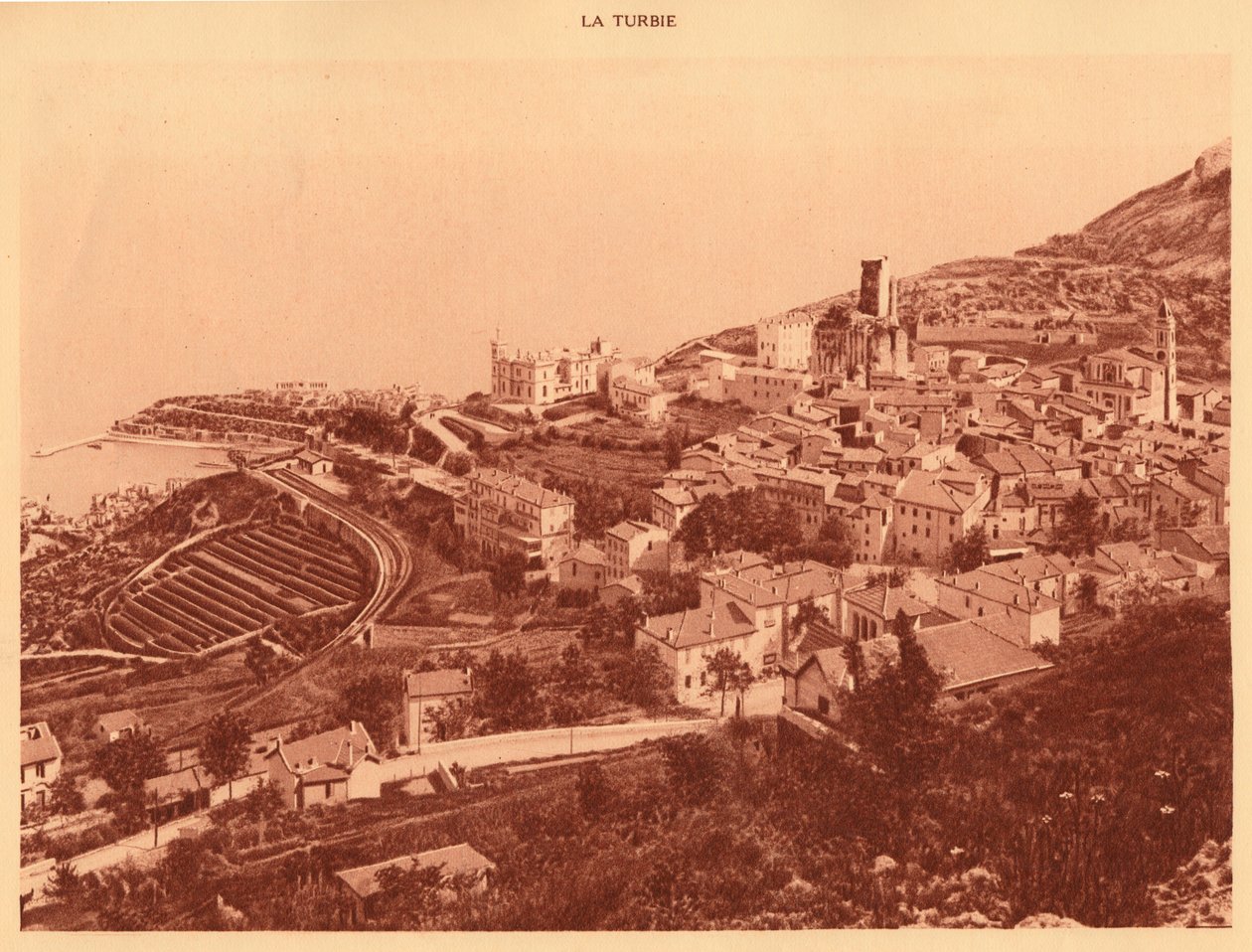 Panorama och utsikt över la Turbie, Monaco, 1930. av Unbekannt
