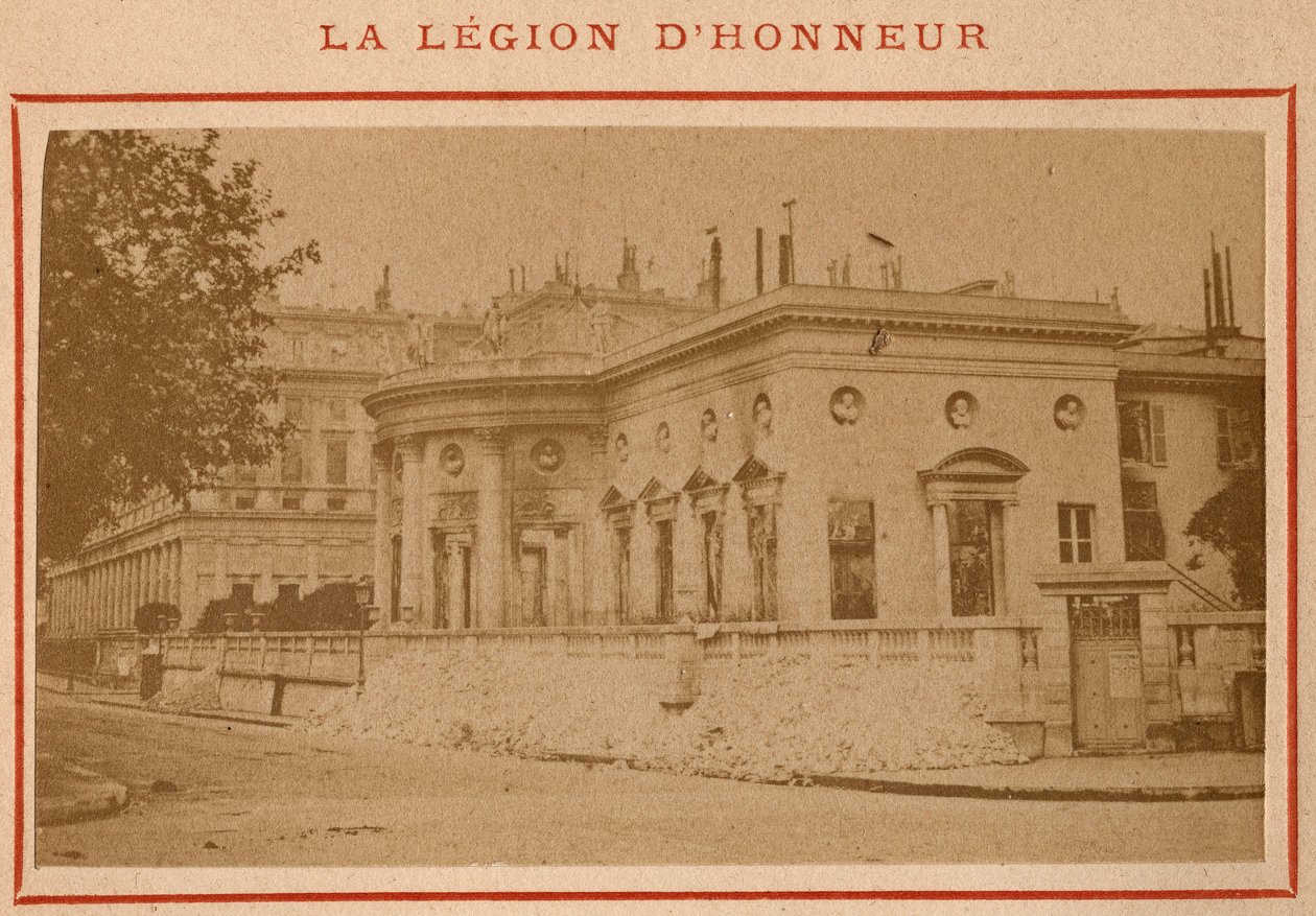 Paris kommun (1871): utsikt över Palais de la Legion d
