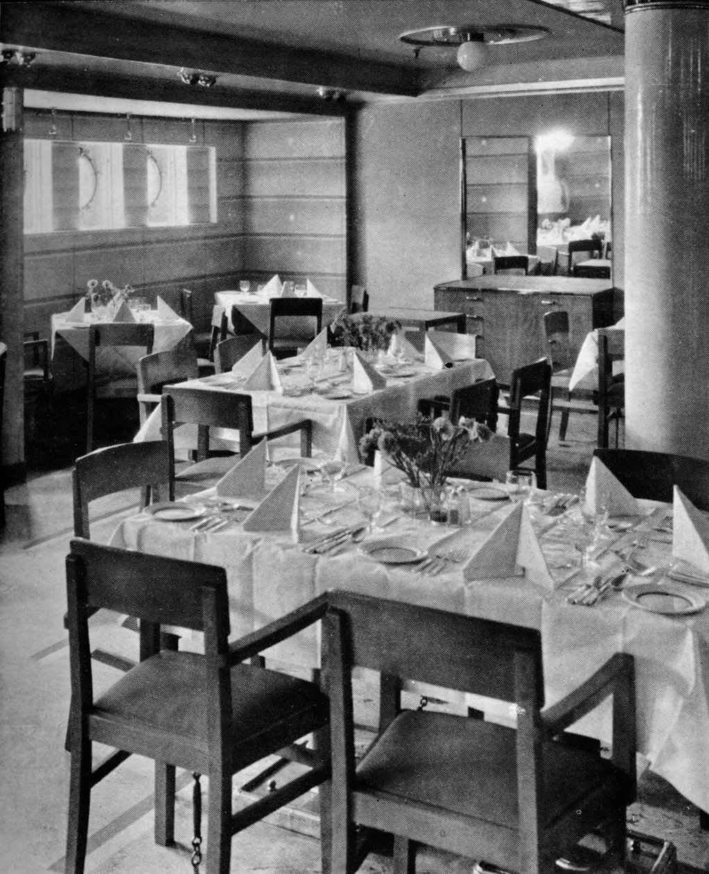 Del av Tourist Dining Saloon, 1935 av Unbekannt