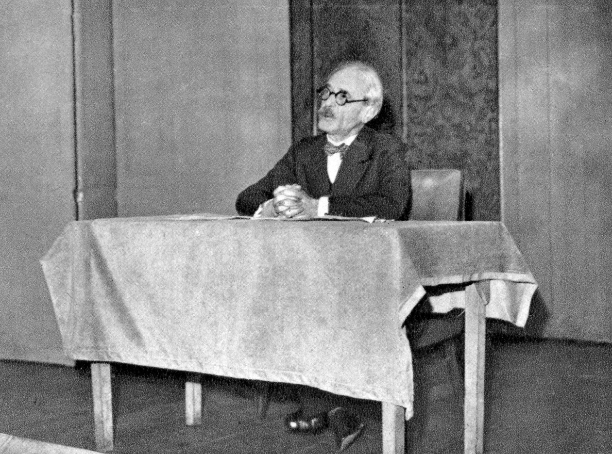 Paul Valery, fransk poet, essäist och filosof, 1935 av Unbekannt