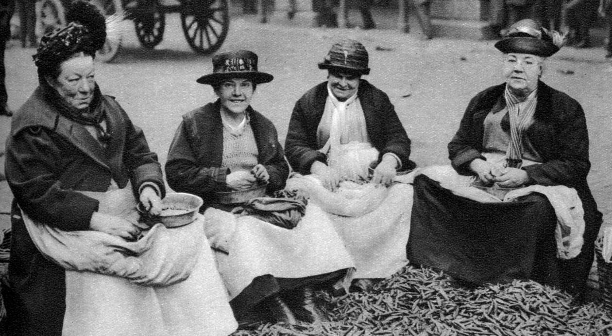 Ärtbeskjutning i Covent Garden, London, 1926-1927 av Unbekannt