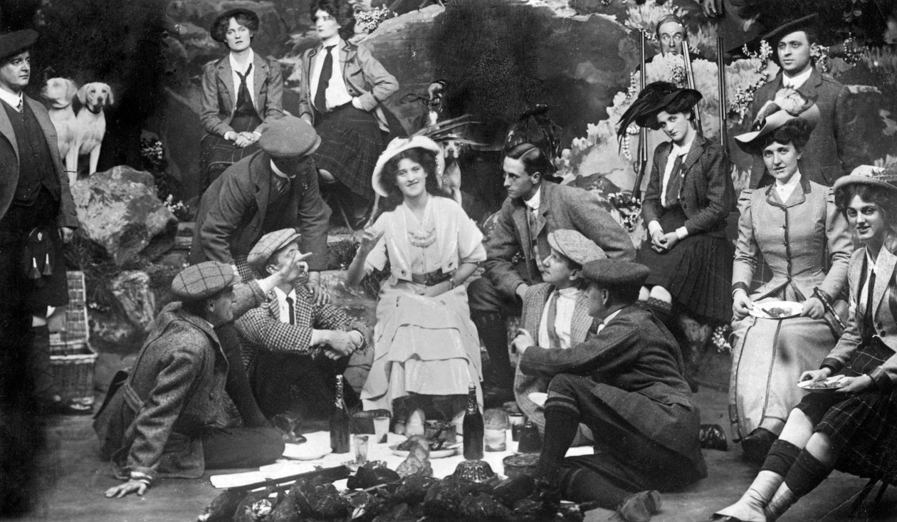 Föreställning av The Gay Gordons, c1907 av Unbekannt