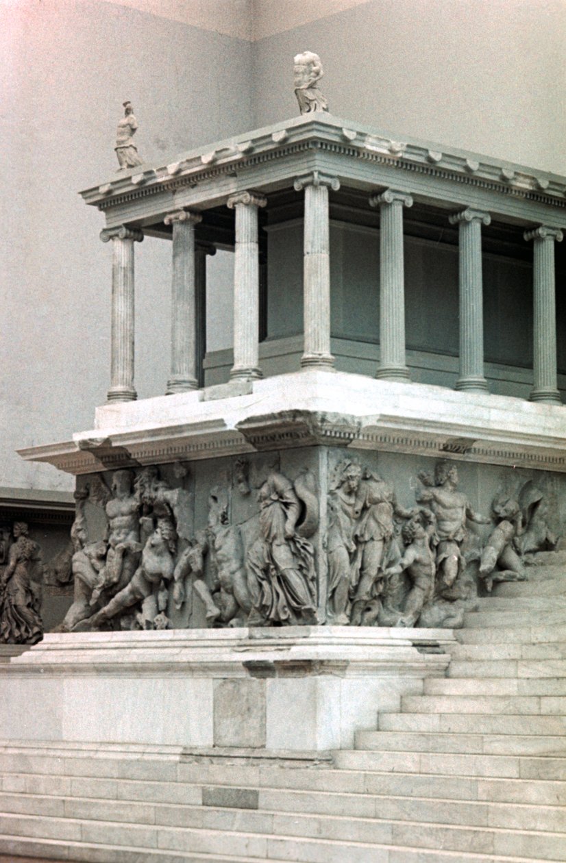 Pergamonaltare, 2:a århundradet f.Kr av Unbekannt