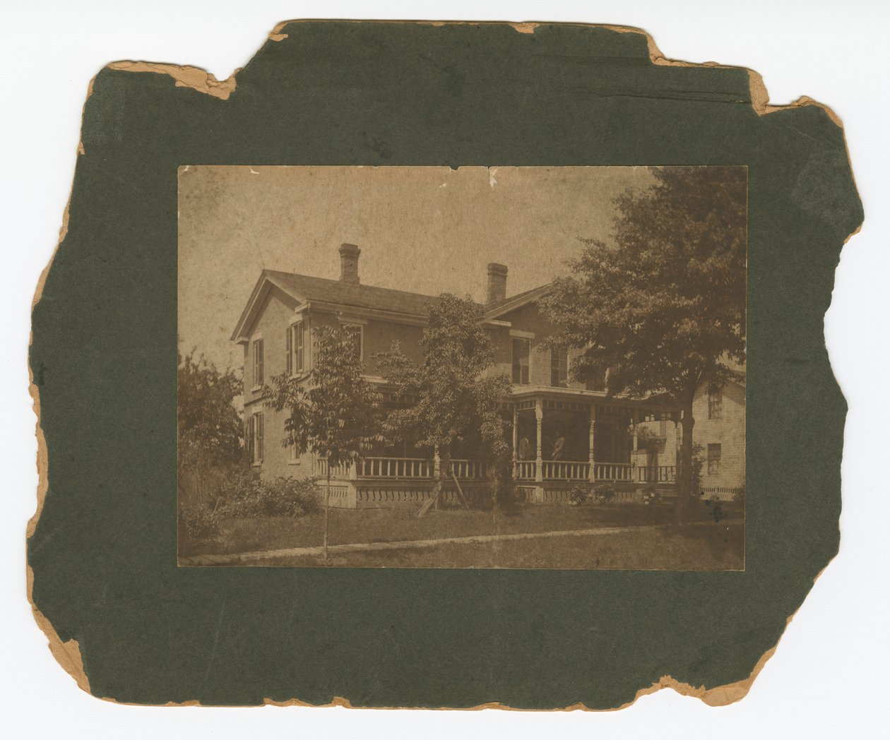 Fotografi av familjens John H. Scotts hem, 2 juli 1900. av Unbekannt