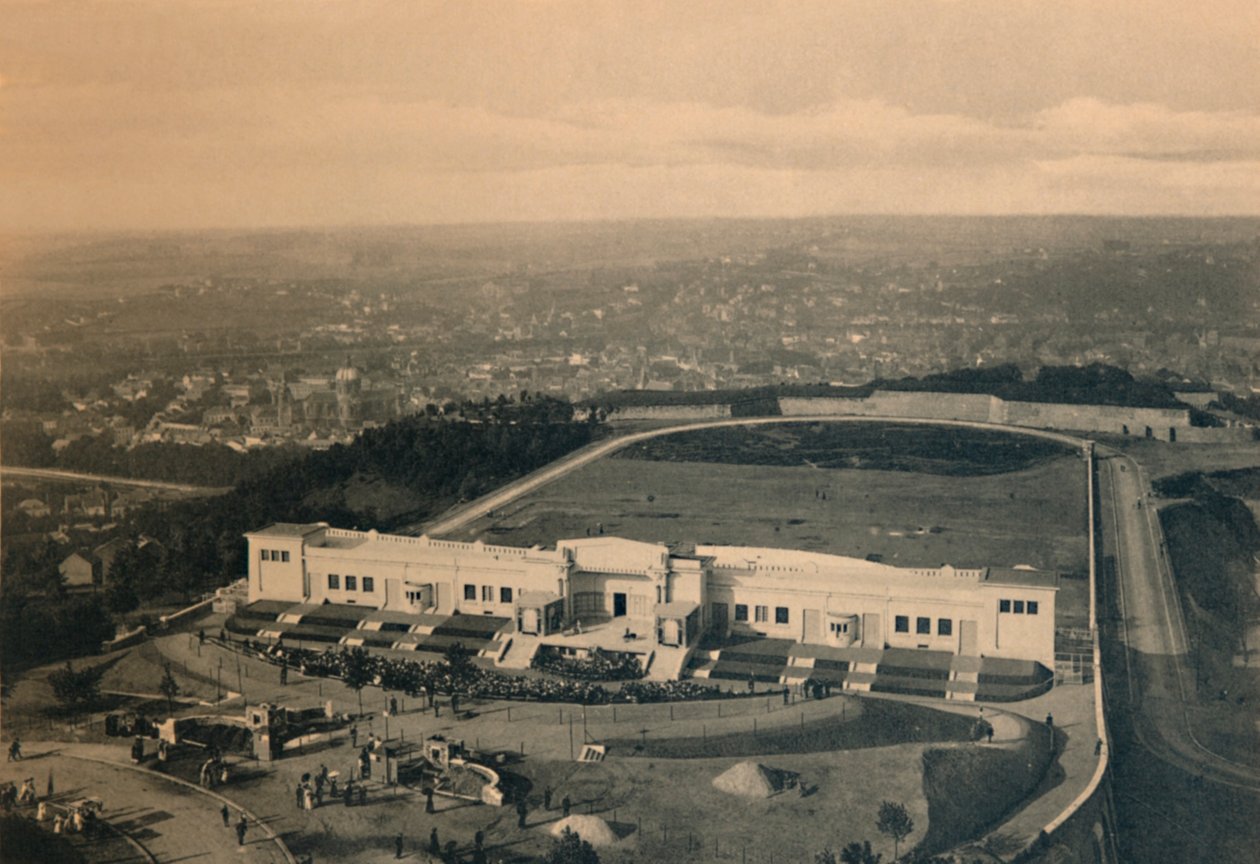 Lekplats och sommarteater, c1900 av Unbekannt