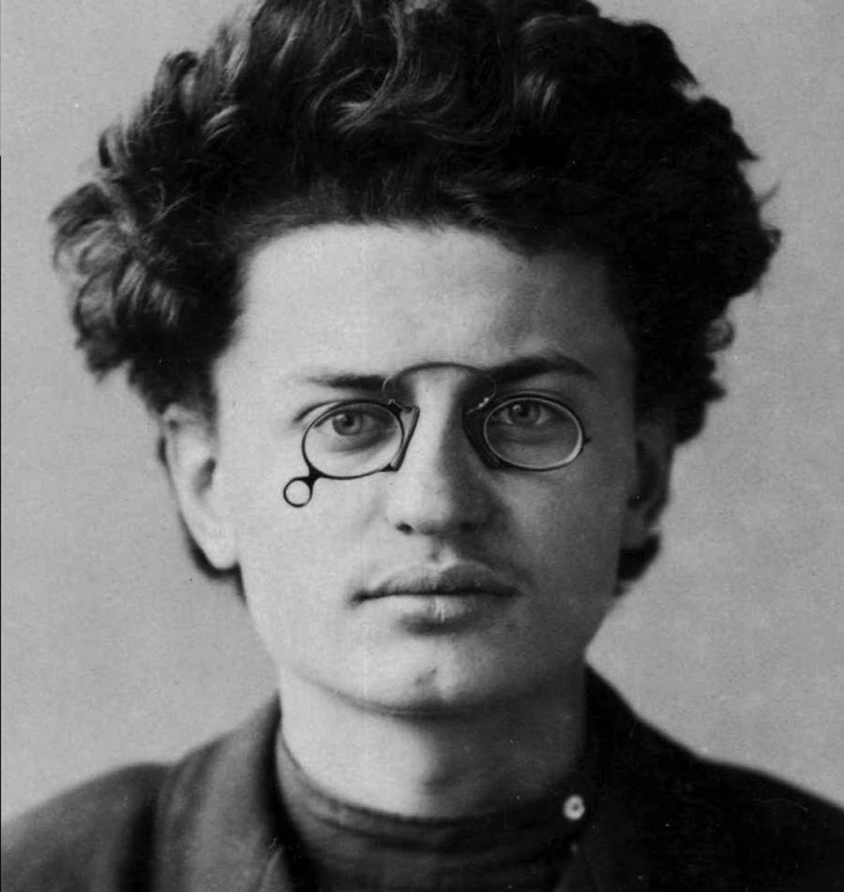 Polisfotografi av Leon Trotskij, rysk revolutionär, 1898 av Unbekannt