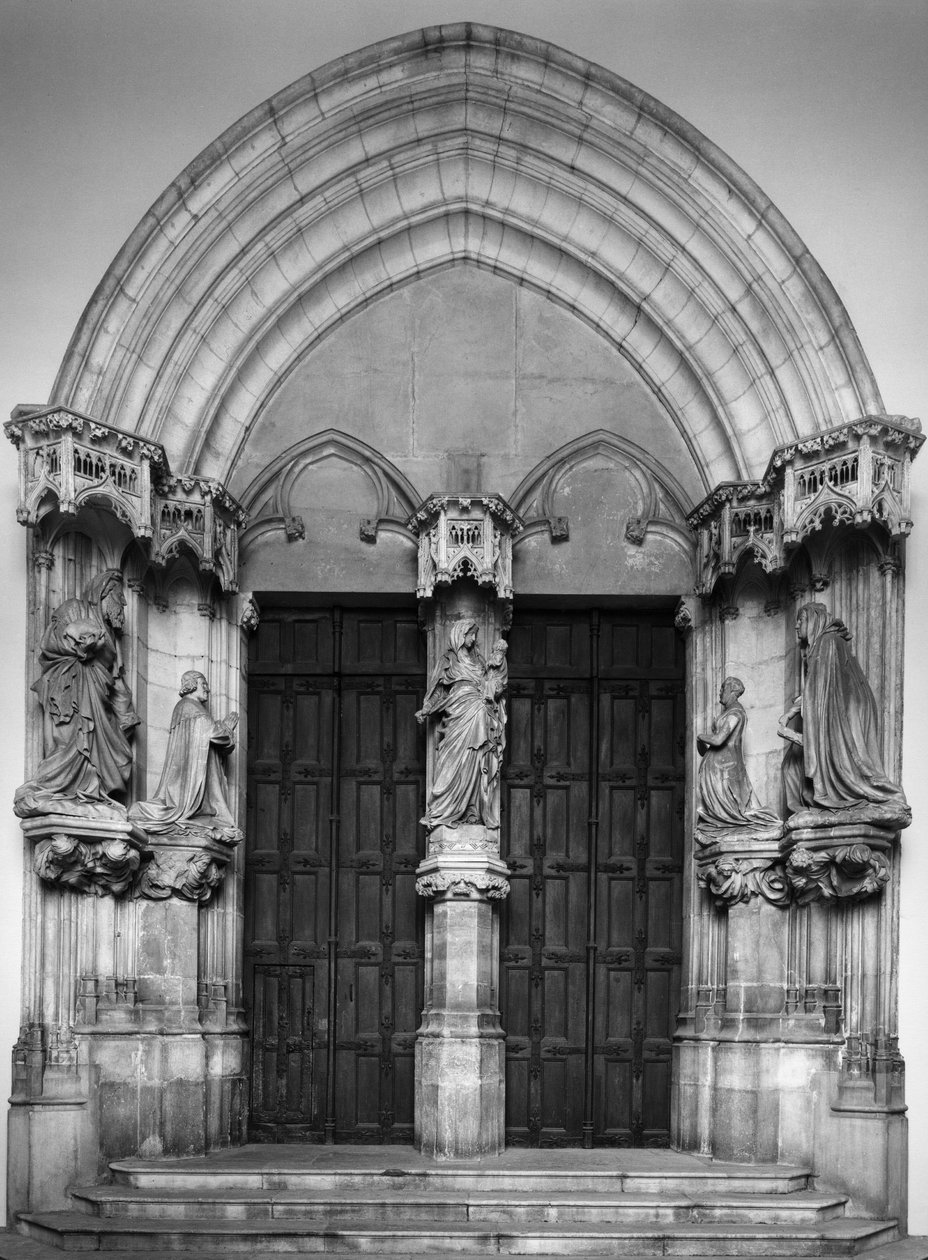 Portal till kapellet i Chartreuse de Champmol. Dijon från 1300-talet (Cote d