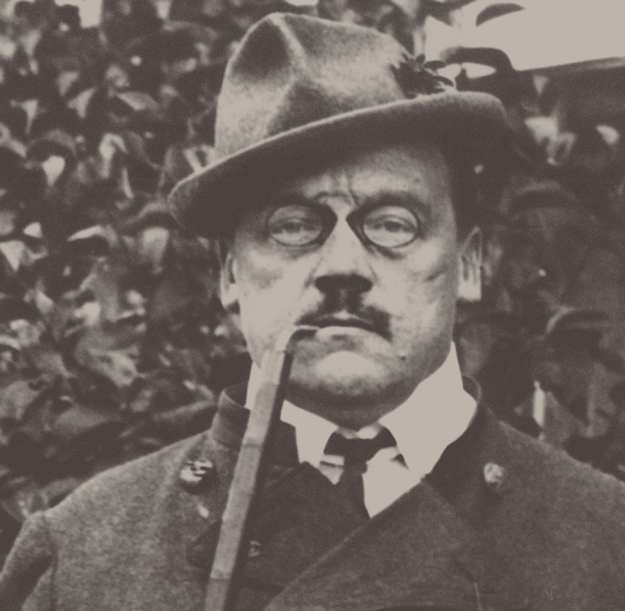 Porträtt av Ludwig Thoma 1867-1921, 1910-talet. av Unbekannt