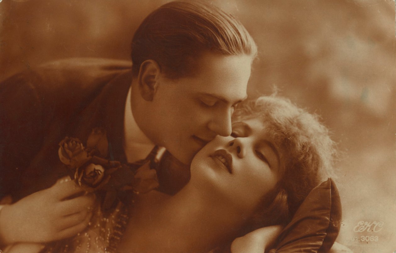 Vykort av romantiska vintage par, i sepia av Unbekannt