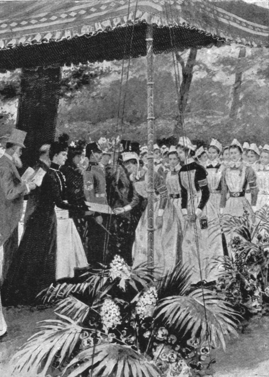 Prinsessan Alexandra överlämnade certifikat till sjuksköterskor på Marlborough House, 21 juli 1899, 1901. av Unbekannt