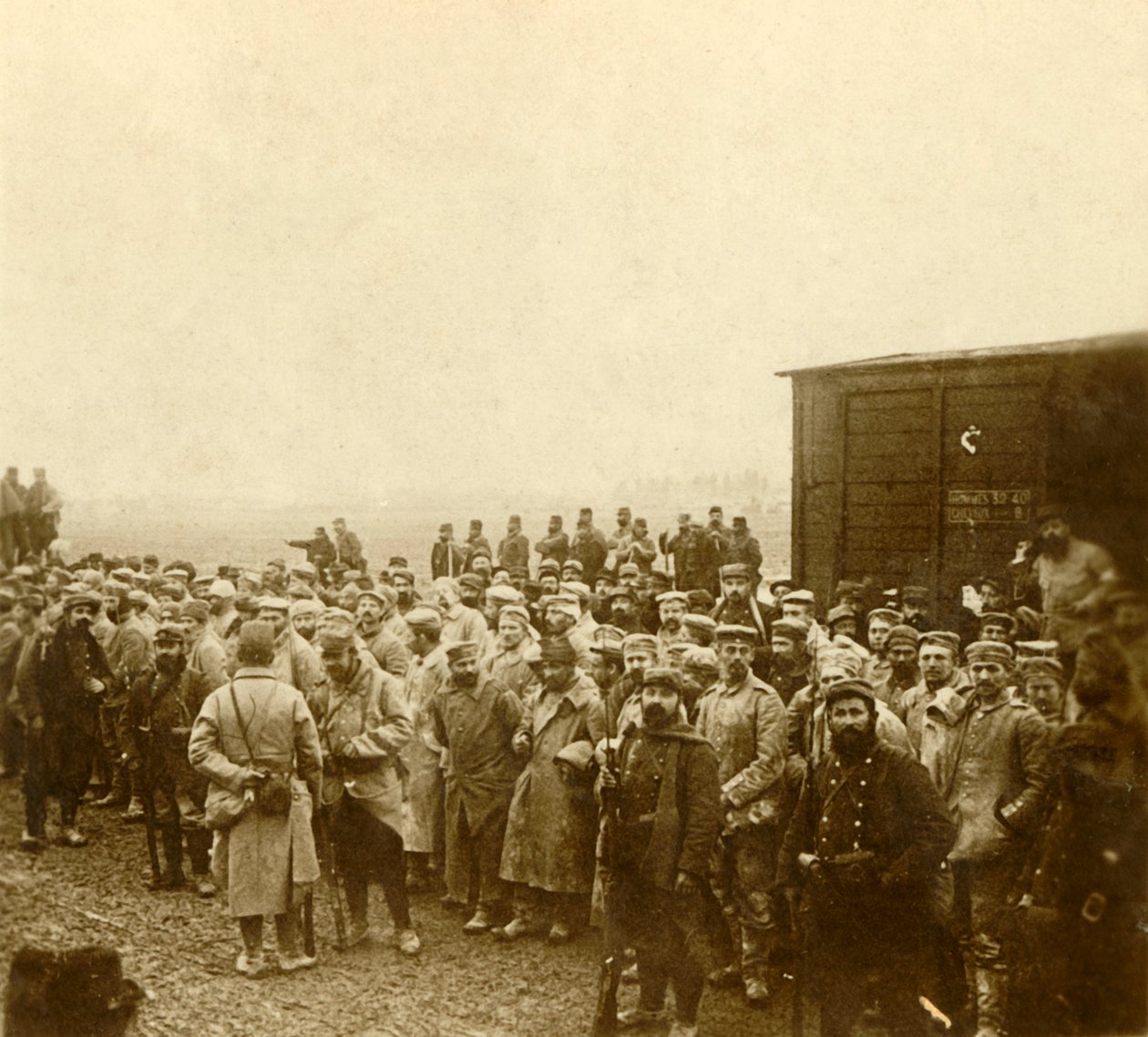 Fångar i Perthes les Hurlus, norra Frankrike, c1914-c1918 av Unbekannt