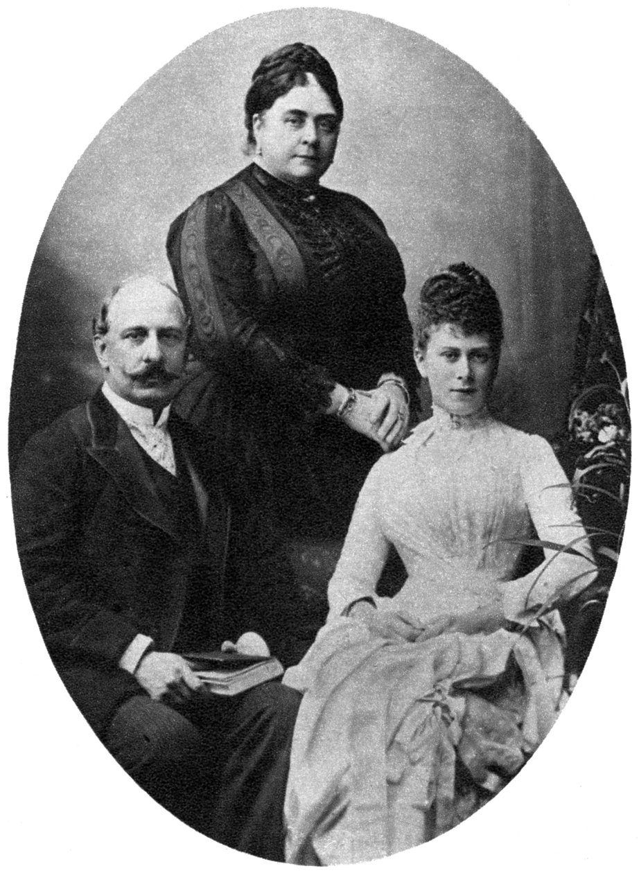 Drottning Mary och hennes föräldrar, hertigen och hertiginnan av Teck, c1890-1900, 1935 av Unbekannt