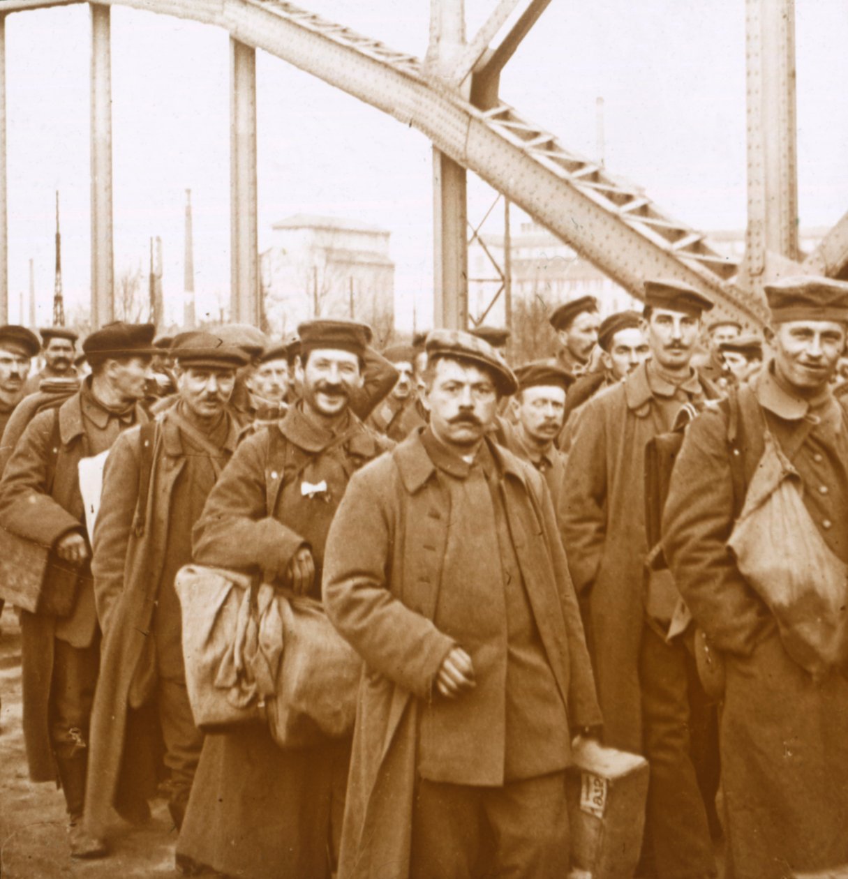 Soldaternas återkomst från Alsace-Lorraine, c1914-c1918 av Unbekannt