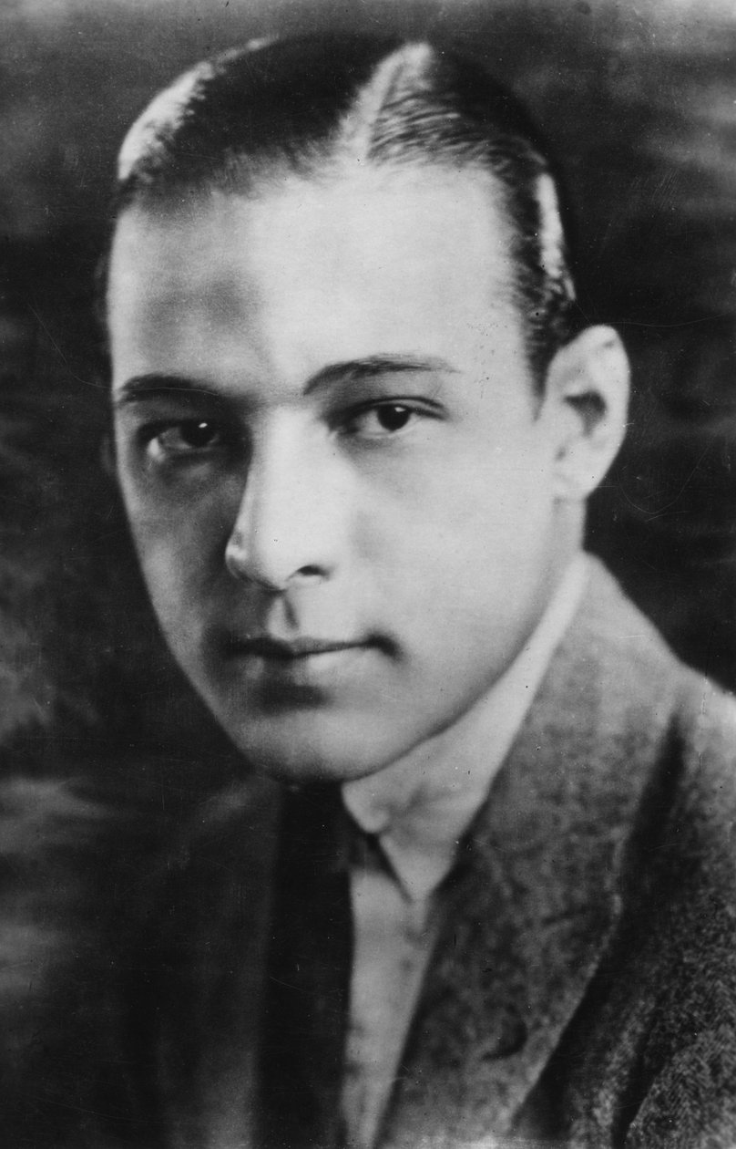 Rudolph Valentino 1895-1926, italiensk skådespelare, ca 1920-talet av Unbekannt