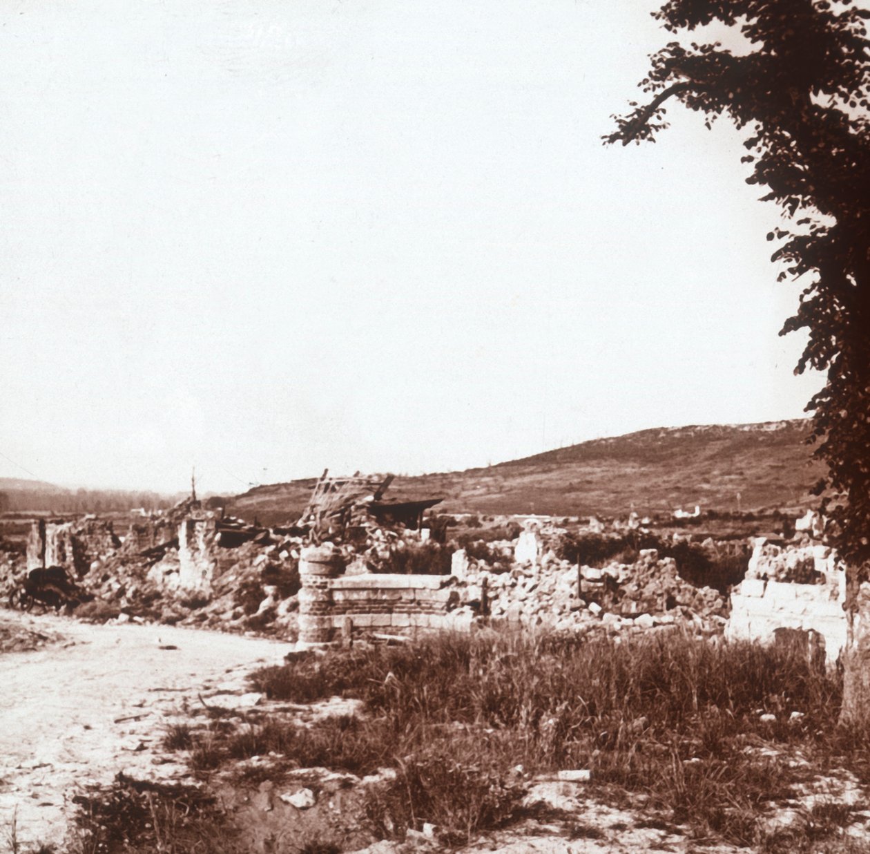 Ruiner, Chauny, norra Frankrike, c1914-c1918 av Unbekannt