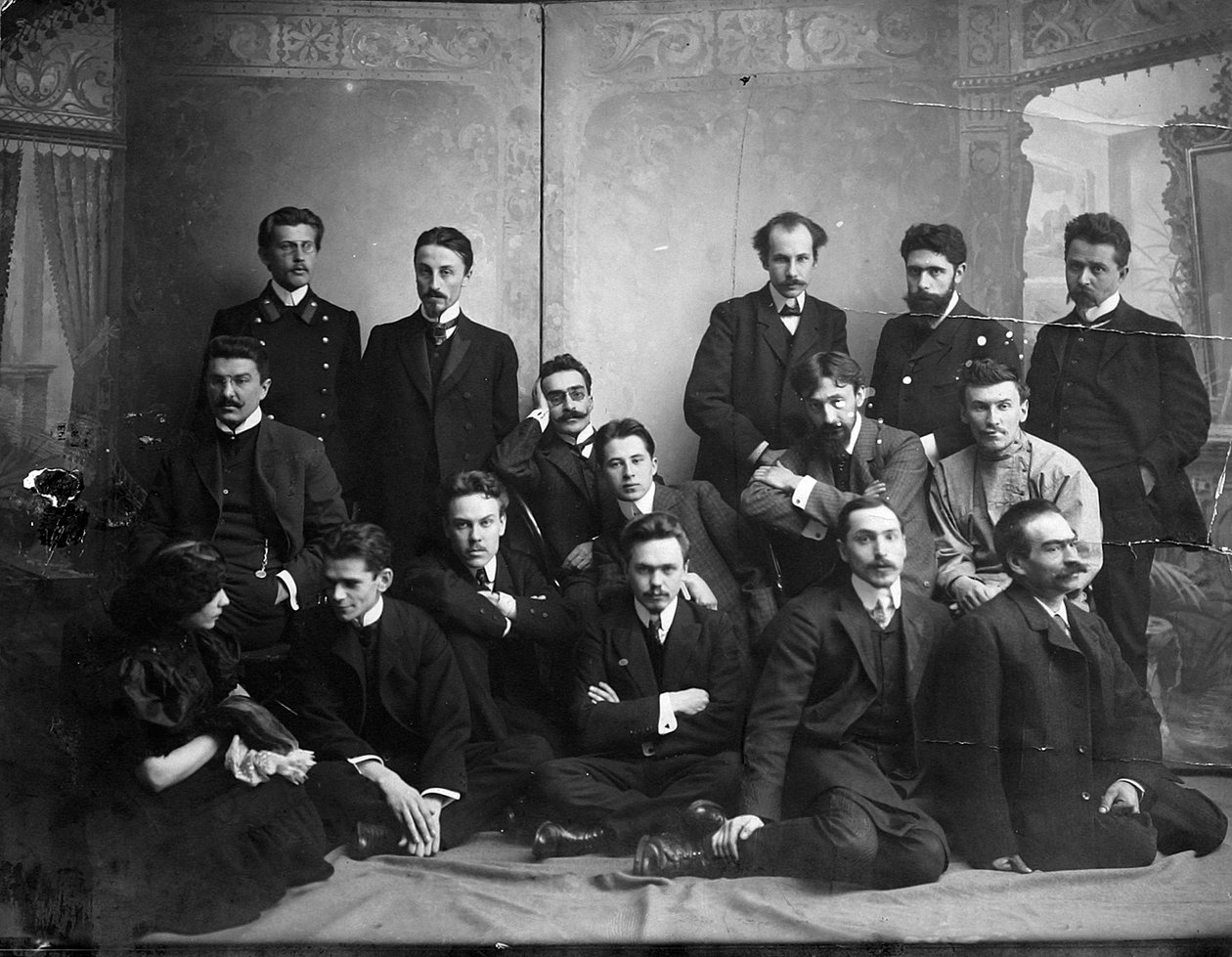 Rysk författare och poet Andrei Bely med symbolistiska författare, 1907 av Unbekannt