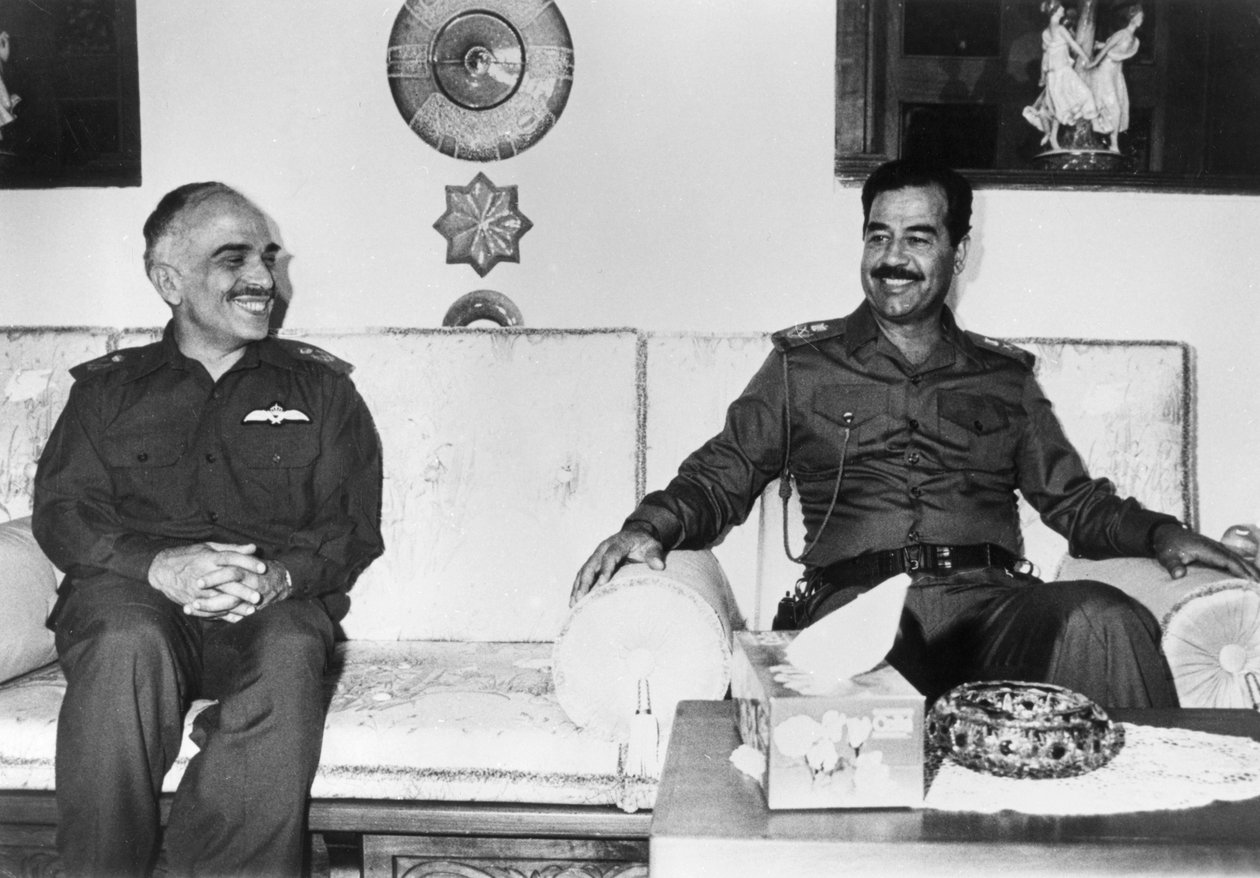Saddam Hussein och kung Hussein av Jordanien, Irak, 1987 av Unbekannt