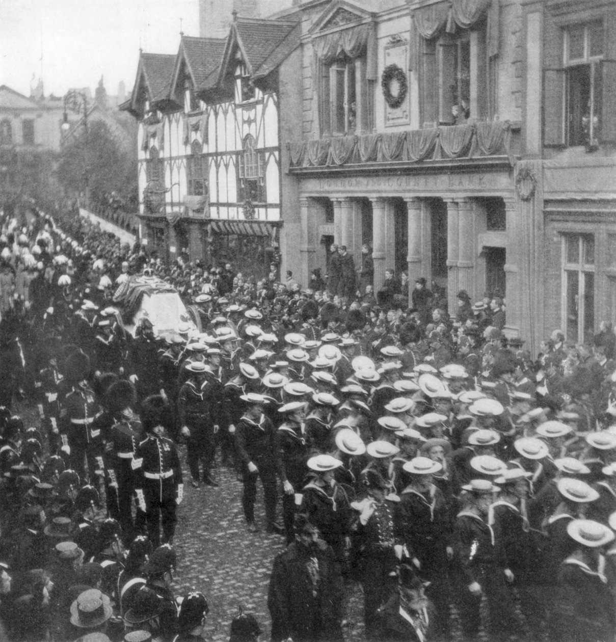 Sjömän som drar vapenvagnen som bär drottning Victorias kista, Windsor, Berkshire, 1901 av Unbekannt