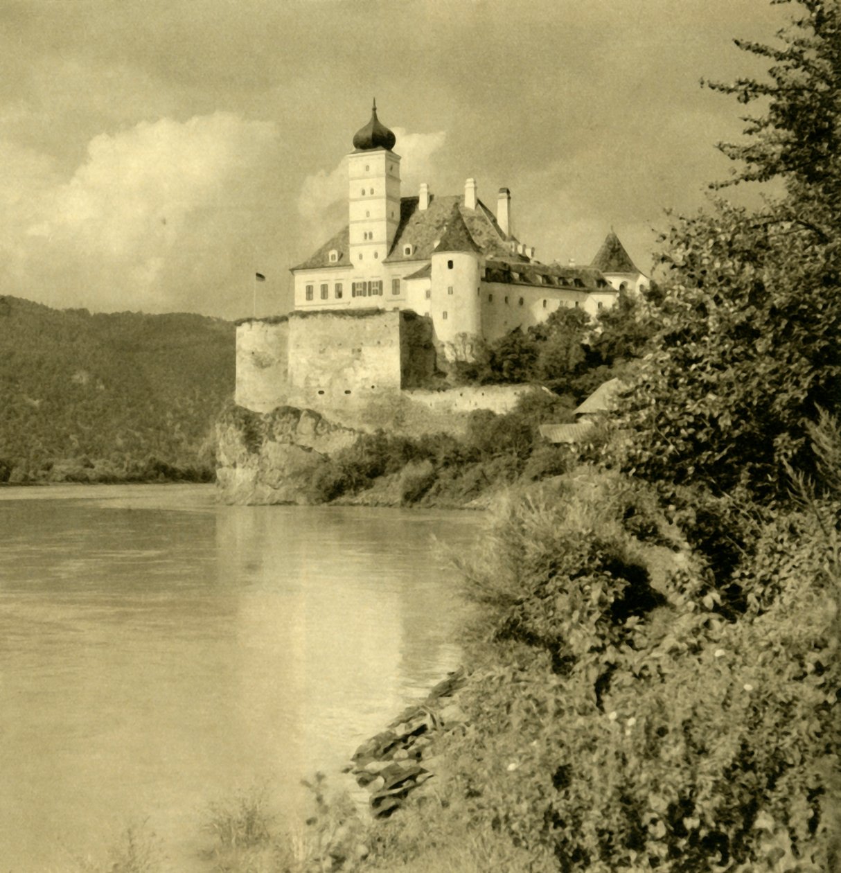 Schloss Schönbühel vid floden Donau, Nedre Österrike, c1935. av Unbekannt